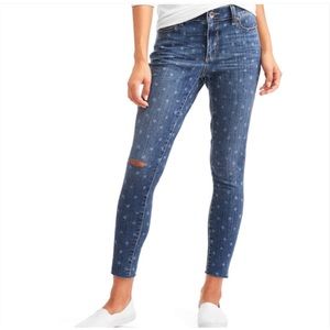 Time and Tru Skinny Mid-Rise Star Jeans